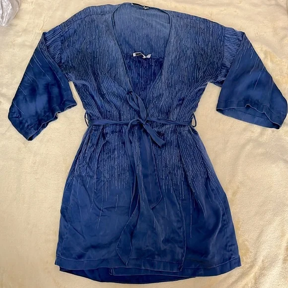 Vintage Anne Klein robe and nightgown - Picture 1 of 11
